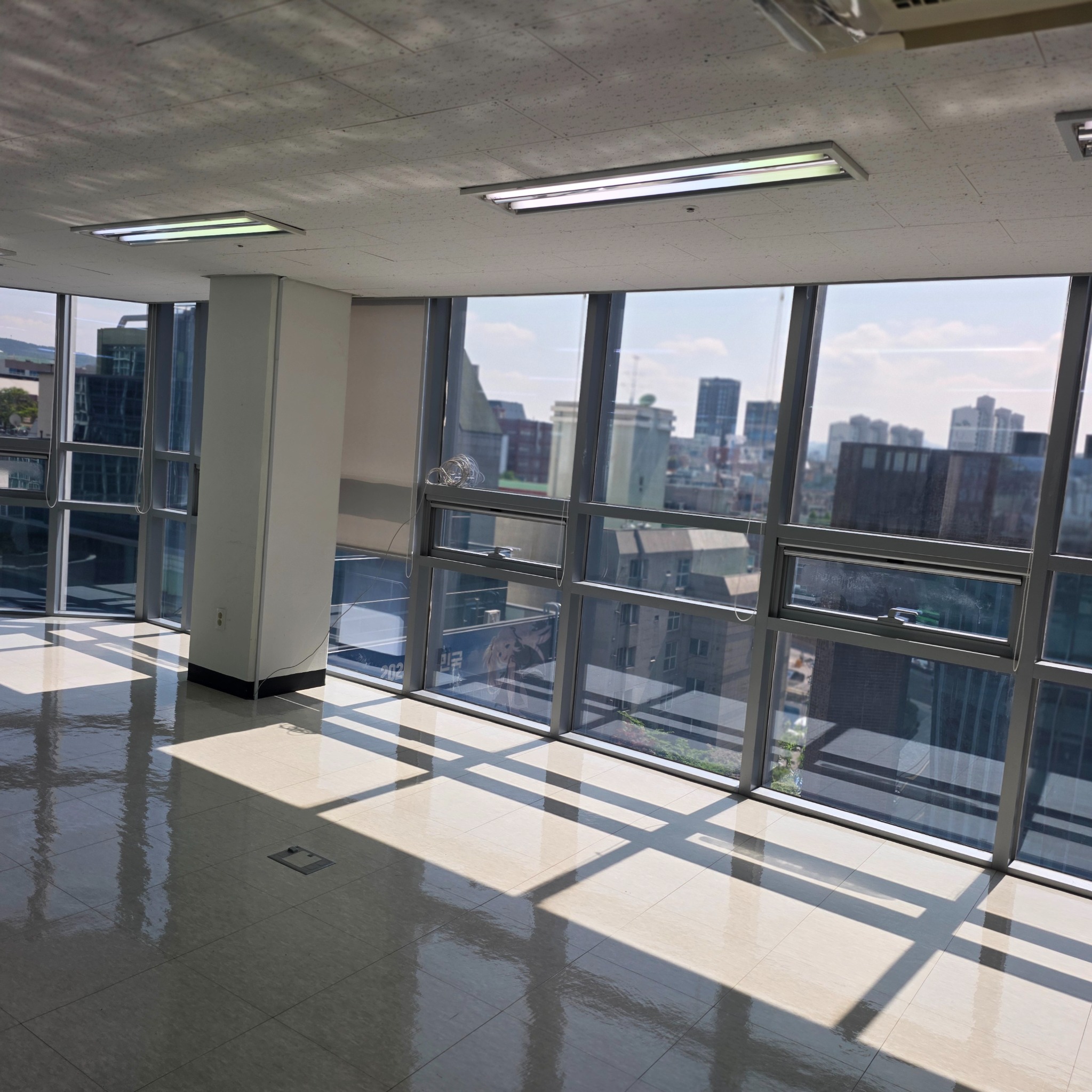 강남구 사무실 회의실 청소 현장